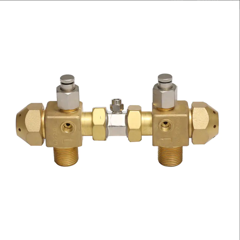 Czy złącze węża ognia mogą pękać lub wyciekać przy wysokociśnieniowym przepływie wody?